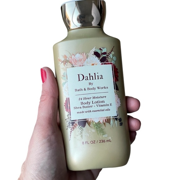 Dahlia by Bath & Body Works Body Lotion 8 fl oz NEW - Picture 1 of 5